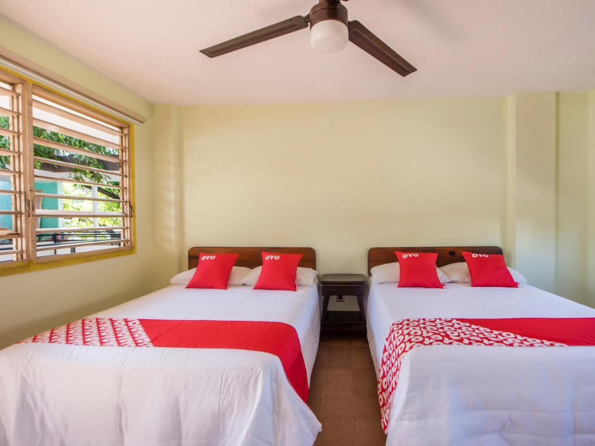 OYO Hotel Colimense Hotel