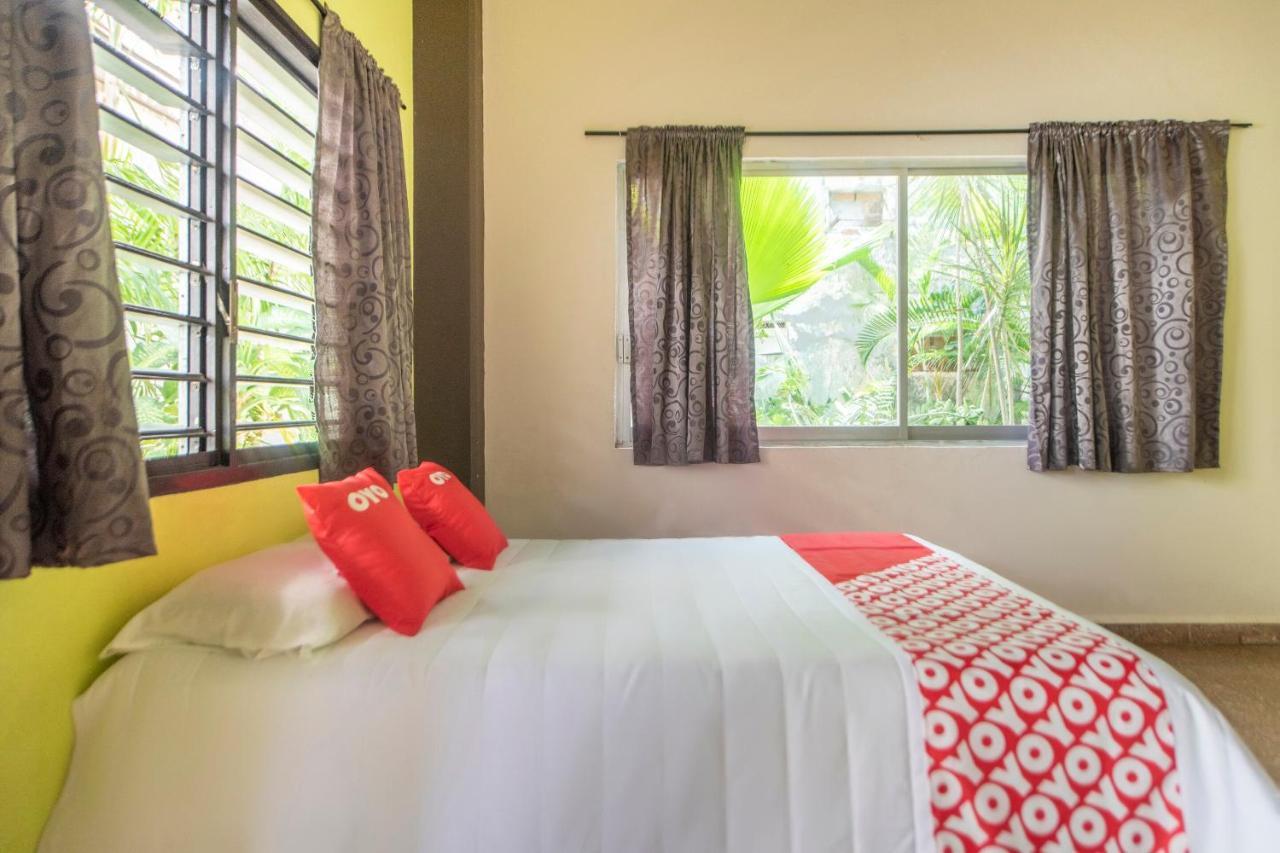 OYO Hotel Colimense Hotel